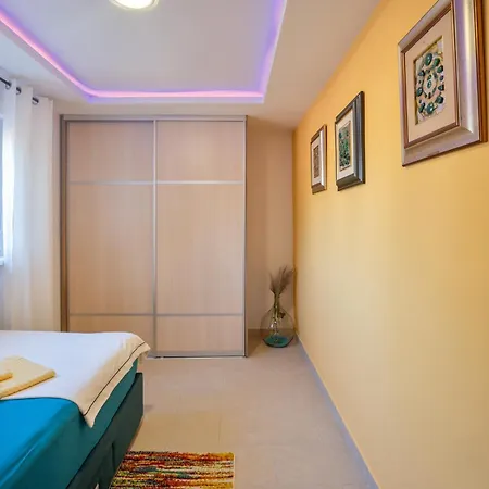 Family Friendly House With A Swimming Pool Peroj, Fazana - 23328 *