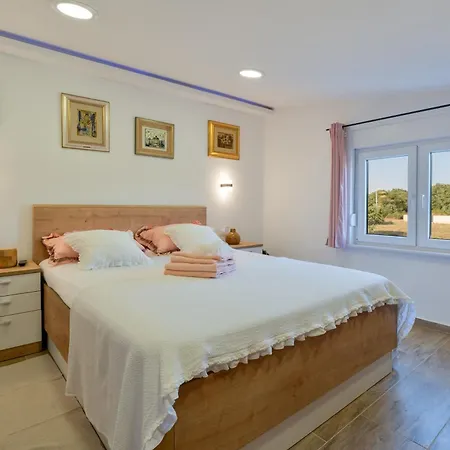 Family Friendly House With A Swimming Pool Peroj, Fazana - 23328 * Vodnjan