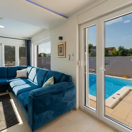 Family Friendly House With A Swimming Pool Peroj, Fazana - 23328 Holiday home Vodnjan