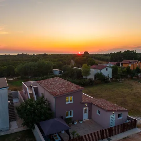 Family Friendly House With A Swimming Pool Peroj, Fazana - 23328